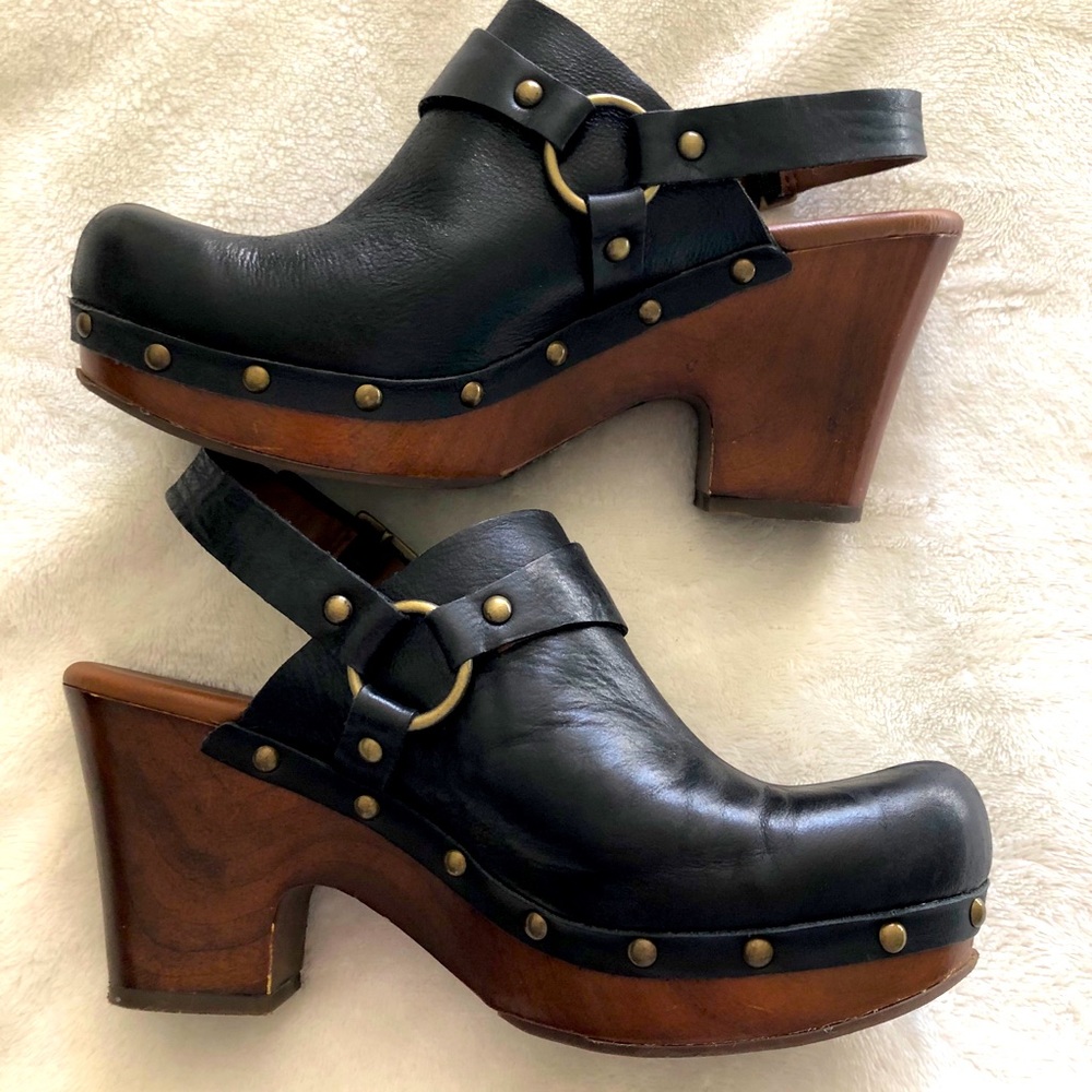 Kork's clogs size 8